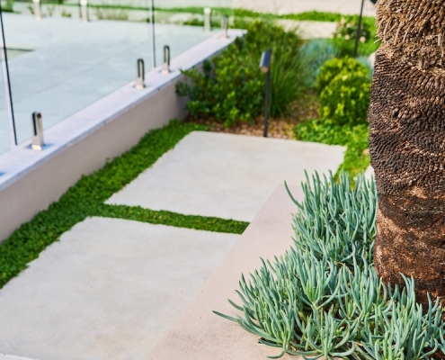 4d cu landscape design and construction Port Macquarie - Currawong - www.signature-landscapes.com.au